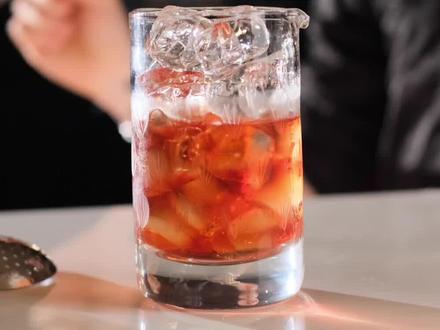 功能饮料不要常喝 要小心!#功能饮料#食品安全#健康科普