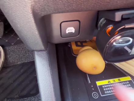 试一下EV按键,当电池电量低或者车速高时,车辆不能切换到EV模式#用车小知识 #每天一个汽车知识 #奥德赛 #汽车小常识