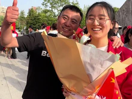 从偃师高中出发,家长们的祝福,为孩子的未来续航!