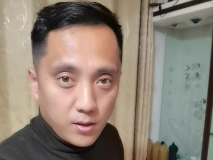 乘用车圈儿知名车评人陈震 hobby 拖挂房车的电子移车器被偷了,我给你支个招儿,怎么找回来?@陈震同学