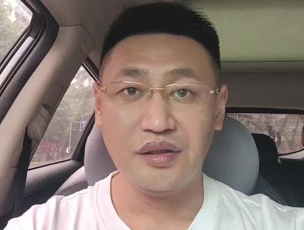 #丧偶 #丧偶之痛 丧偶的人,需要用时间来抚平内心的创伤!