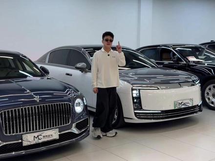 尊界S800vs宾利飞驰,是你你会怎么选?#麦驰宋公子 #二手车 #抖音汽车 #宾利飞驰