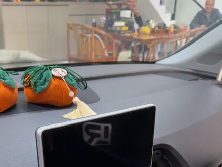 2020款奥迪Q5,车主从柳州驱车找我,把原车配置升级一下,原厂全液晶仪表,原厂大屏带360,S标平底方向盘,后排座椅角度倾斜,安排#奥迪 #奥迪q5l #抖音汽车 #dou是好车