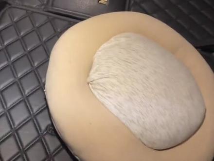 #北京奔驰glb 后排当个临时休息处也不错