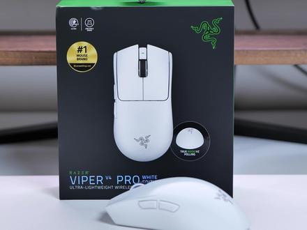 毒蝰V4Pro 炼狱蝰蛇V4Pro 新旧世一鼠到底该怎怎么选 #雷蛇 #毒蝰v4pro #炼狱蝰蛇v4pro #游戏外设 #游戏鼠标