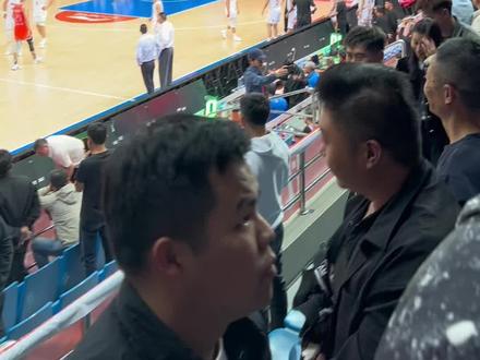 耻辱时刻,主场从未有过的比分。#cba #篮球🏀 #比赛现场 #抖音篮球季 #现场直击赛场