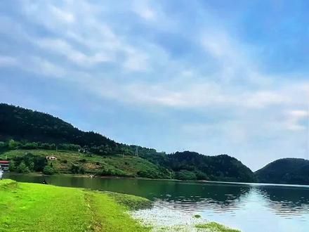 51垂钓露营的地方看看这里怎么样?#钓鱼 #钓鱼人 #野钓 #钓鱼人就是这么疯狂