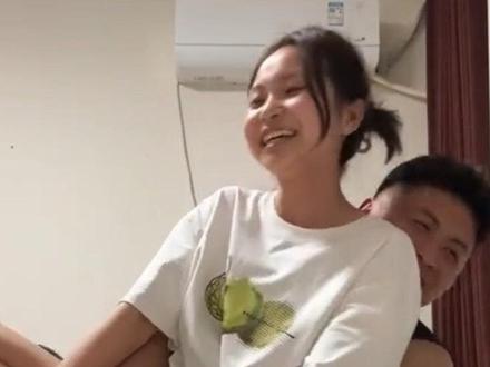 快来试试吧和你男朋友不倒翁挑战@张浩和 #不倒翁 #情侣挑战系列