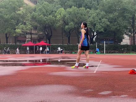 时隔多年看到垫子还是会心跳加速。最喜欢的田径项目#跳高#2023年株洲市三好杯田径运动会 #初中女子组一二名