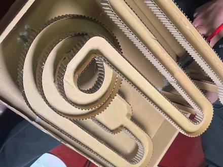 两个人花了4个小时做的“过山车”。很完美!