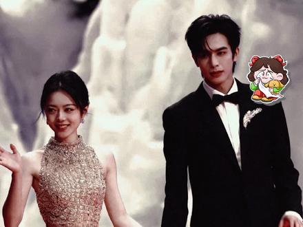 20厘米的身高差,就是要垫脚才能亲啊!#宋威龙 #赵今麦 #骄阳似我 #cp