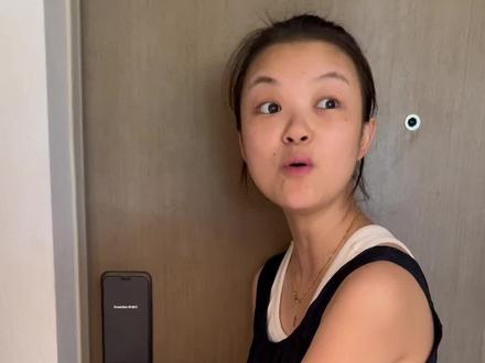 既然我哥想住新家,我总得让让他吧?#搞笑 #闺蜜 #爪蚂 #美好生活家#OKP扫地机器人L7