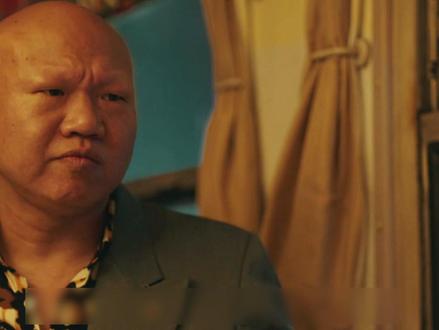 混混故意找茬 却没想到惹了一个大人物 #神奇的闲鱼 #闲鱼省钱神券 #插翅难逃