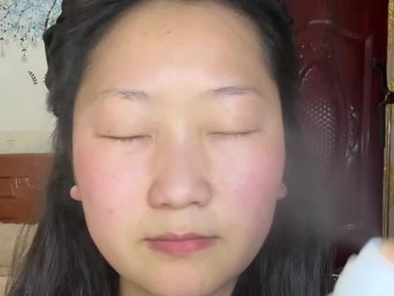 所有人快来跟练!这个进阶版韩系甜妹妆好显眼睛大 方圆脸小眼睛的姐妹一定要试试#手把手教会你化春日粉彩妆 #新手化妆教程 #春日清透妆好物推荐 #创作灵感 #青年创作者成长计划 @DOU+小助手 @DOU+上热门