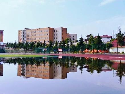 漂亮的威宁六中校园……#2023高考倒计时 #校园