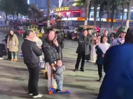 贵州大洋芋奉节街头演绎#大洋芋#炸街表演#现场直播