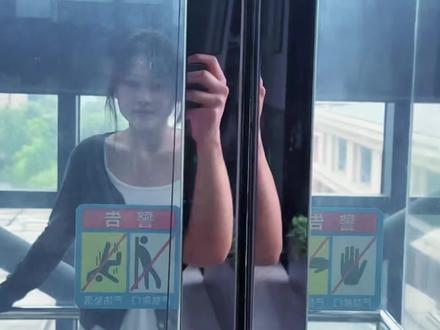 当我用电商带货的方式打开南通理工的校门 欢迎报考南通理工学院#南通理工学院 #教学设备升级 #新生开学来报到 #南通理工
