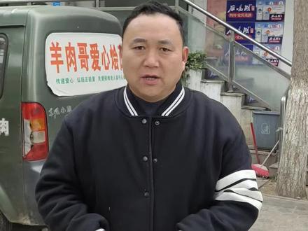 大家好!首先非常感谢全国网友们对女儿关心与关爱!也感谢媒体记者的监督报道!目前为止打人的三个孩子已被家长带,三个家长及三个女孩也没有对女儿说句道歉和赔偿,下一步我将要她们三个家长起诉到法院,给女儿一个交代,也给大家一个交代…
