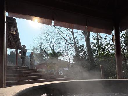 郑州周边度假怎么选,泡温泉吃自助也太爽了吧!#郑州周边好去处 #郑州度假 #郑州泡温泉 #vlog日常 #第一视角探店