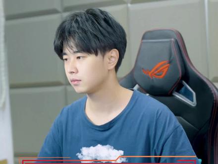 累了,删游戏了 #游戏 #steam #玩家 #电脑