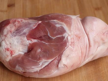 教你猪肘的家常做法,做好后软烂脱骨,肥而不腻,好吃又过瘾