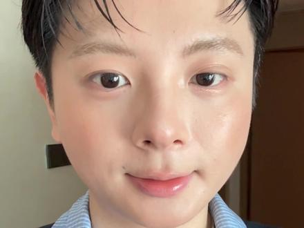 3min超详细跟练!手把手教你用高光瘦脸! #水光肌 #高光教程 #抖音时尚碎碎念 #今日化了美美的妆 #冬日氛围感妆容