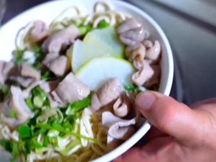 兰州这家肥肠面,一碗16肥肠给的真扎实#兰州美食 #金徽酒正能量 #金徽美酒恋美食 #兰某人 #寻味乡村打卡陇上 @如意甘肃 @甘肃农民报