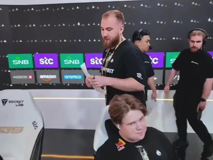 “donk 你饿吗 我们还有一个暂停 我为你带了可颂”#chopper #donk #cs2 #chopper退役