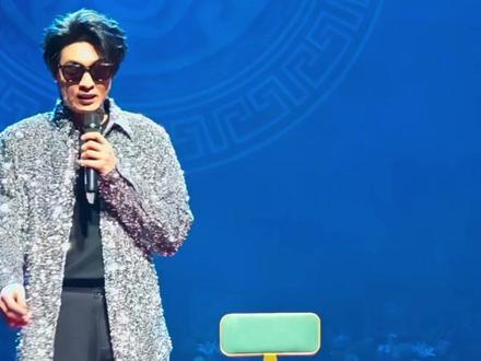 纲丝节~秦霄贤〈卿卿〉
#纲丝节秦霄贤 #秦霄贤 #卿卿 #舞台演出现场