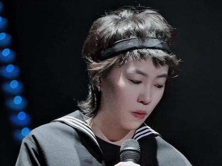 【4K】窦靖童『空中飞人』坐着唱太chill了 #窦靖童 #窦靖童演唱会 #窦靖童空中飞人 #窦靖童状况外