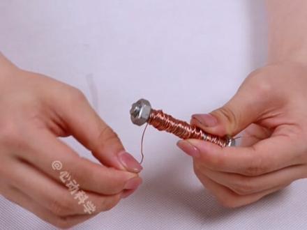 与其让孩子沉迷虚拟设定的手机游戏,不如陪他玩转这些真实现象的科学小实验,从小种下科学的种子 #物理启蒙 #亲子实验