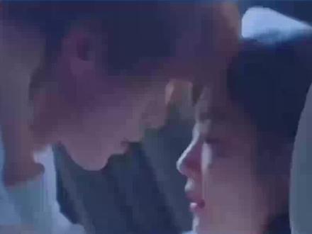 男朋友接吻不老实,但也不能怪他#情侣 #冷知识 #亲吻 #热门