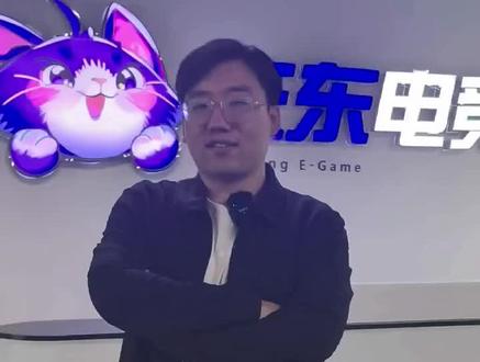 刘旭东也是出息了,上新闻了#东东电竞 #刘旭东 #创业