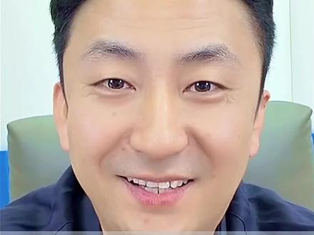 周星驰,毁誉参半#明星 #港星 #周星驰 #演员 #名人故事