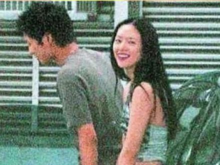 霍启山真的很爱章子怡吧,现在也还没结婚!#霍启山章子怡 #娱乐评论大赏