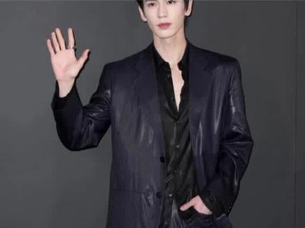 张凌赫Gucci大秀外网报道!汇集巴西、新加坡、墨西哥、韩国 张凌赫Gucci大秀外网报道!汇集巴西、新加坡、墨西哥、韩国全世界媒体
#张凌赫 #美国 #泰国 #韩国 #Gucci