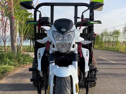 再欣赏它一下吧#黄龙600#黄龙600改三轮