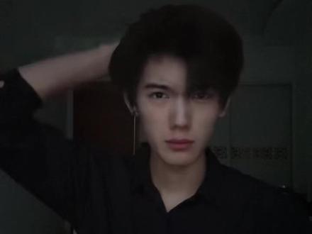 每一句都在怪我 其实你很依赖哥哥吧#手势舞#没有明天 #瓜蛋摇