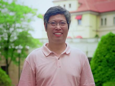 走进东莞欧洲小镇,华为不是把欧洲搬回了中国,而是把世界级的审美,放进了一个中国企业的日常里。#华为欧洲小镇 #如民组局 #华为松山湖 #东莞松山湖 #溪流背坡村