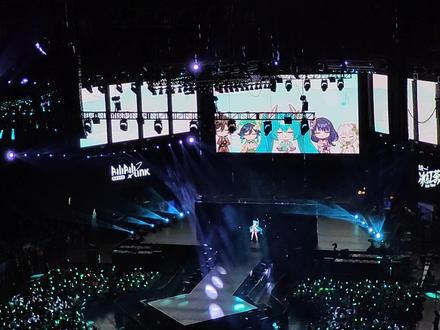 初音×原神拜年祭串烧
太炸裂了
全长七分钟 完整版
#初音未来 #原神 #bml