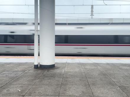 济武运转 济局智动G2663 济南西-汉口(4月22日) 前往下个目的地,首先乘坐济局G2663前往汉口。#火车 #高铁 #复兴号