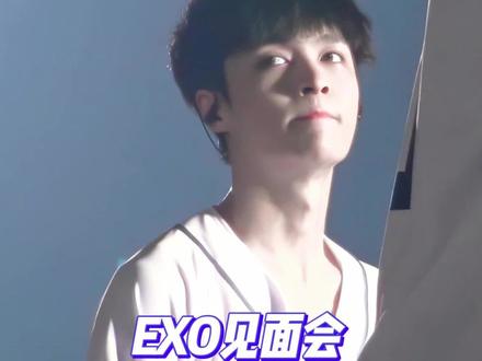 连站位都来不及再调,到底是什么原因 #张艺兴 #EXO #EXO见面会 #EXO回归 #咆哮