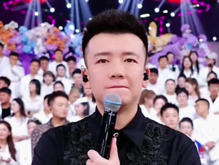 木森大舞台为什么给艾美两万?