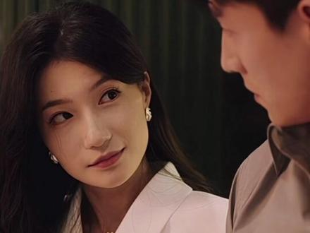 轮椅霸总竟是宠妻狂魔,在线求老婆贴贴抱抱举高高 #震撼出场 #刘萧旭 #兰岚 #拍出电影感 #轮椅上的守护神