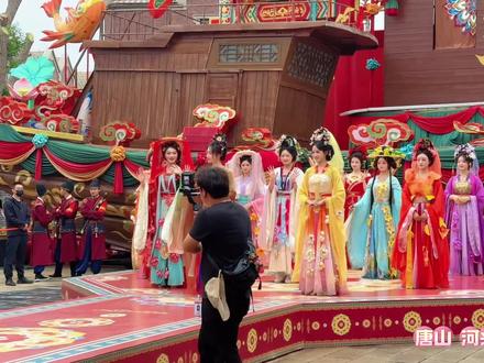 孙雪宁来河头老街了 #河头老街 #河头老街和唐诡樱桃女侠联动了