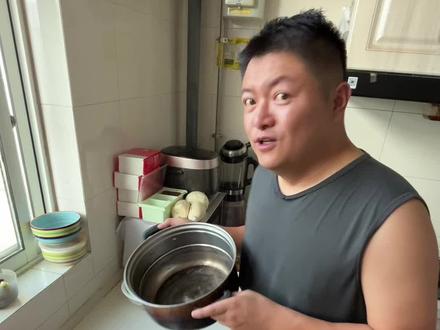 好吃的煲仔饭#搞笑视频 #爸爸带娃