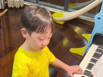 一起长大的约定…#宜兴宜兴 #子航和大锤 #我的小可爱♥♥