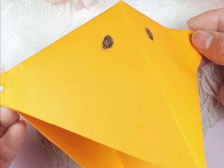 超级好玩的乌鸦嘴口罩,戴上去直接脸大一圈,超级搞笑,快来一起试试吧#折纸教程 #乌鸦嘴口罩 #手工折纸 #做手工我是认真的 #简单易学的折纸教程