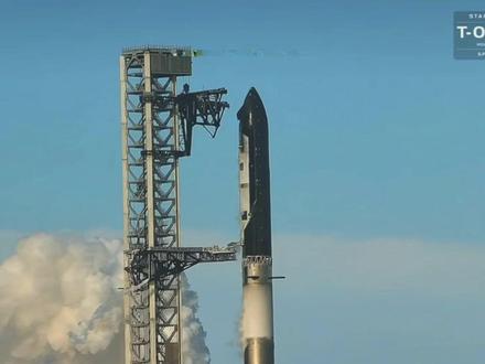 星舰V3首飞紧急叫停:一根液压销卡住的,不只是发射 SpaceX星舰V3首飞,竟然被一根小小的“液压销”给整破防了!
这根液压销卡住的,可不仅仅是一次发射。
V3首飞本该是IPO估值的故事核心,
还关乎阿尔忒弥斯登月计划能不能顺利进行。
#SpaceX #星舰V3 #阿尔忒弥斯计划 #spacex星舰