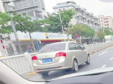 #m1m2模式 #M1M2按键 #宝马 增加一个M1M2按键,切换模式的时候就不用低头找按键了~